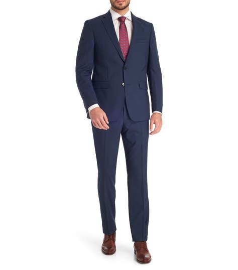 traje calvin klein